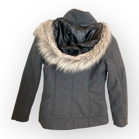 London Fog Jacket Faux Fur Hood Gray Coat Alpine Swiss Parka Size Girls Large 14 - Picture 2 of 16